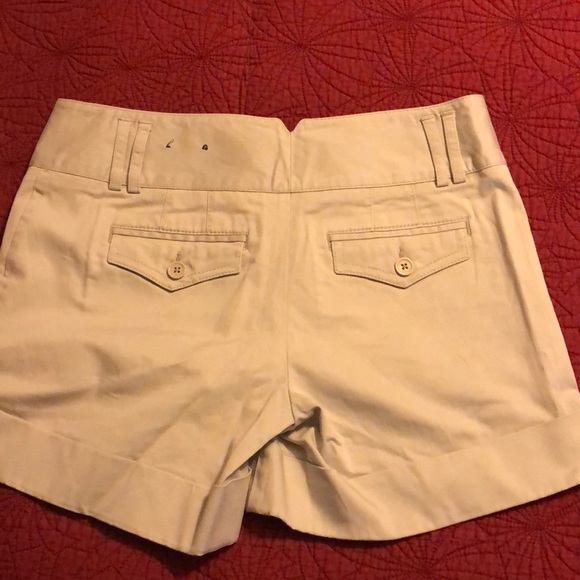 Shorts - Picture 2 of 4